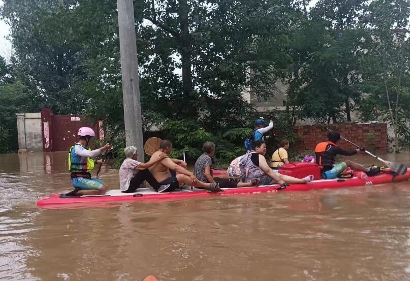 【防汛救災(zāi) 央企行動(dòng)】風(fēng)雨同心 人民至上 中國(guó)電建奮戰(zhàn)在防汛搶險(xiǎn)一線(xiàn)