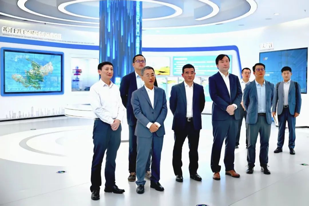 黃河公司黨委書記、董事長姚小彥會見華為董事、華為數(shù)字能源總裁侯金龍